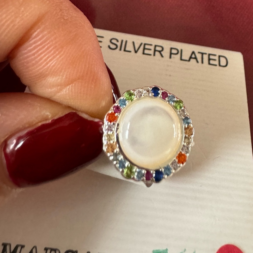 New Gorgeous Silver plated Ring